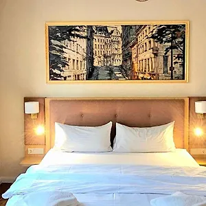  Otel Parklane Boutique - Newly Renovated